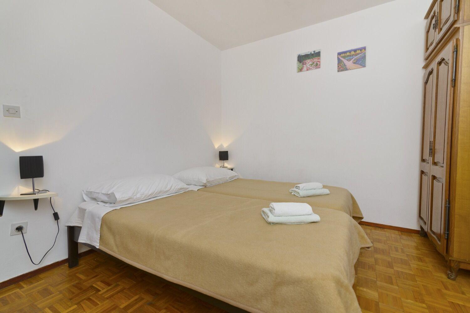 Apartments Ive - With Sea View Тисно Экстерьер фото